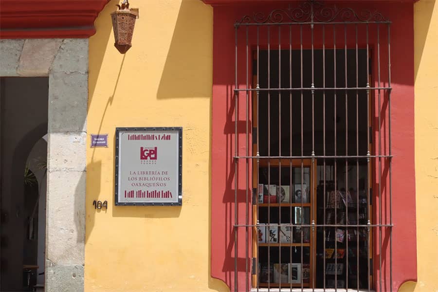 Fachada Librería Grañén Porrúa en Oaxaca